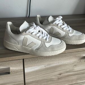 Too small, missed return window